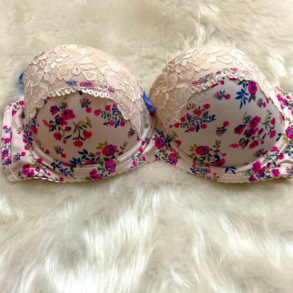 Nanette Lepore floral bra in size 36B